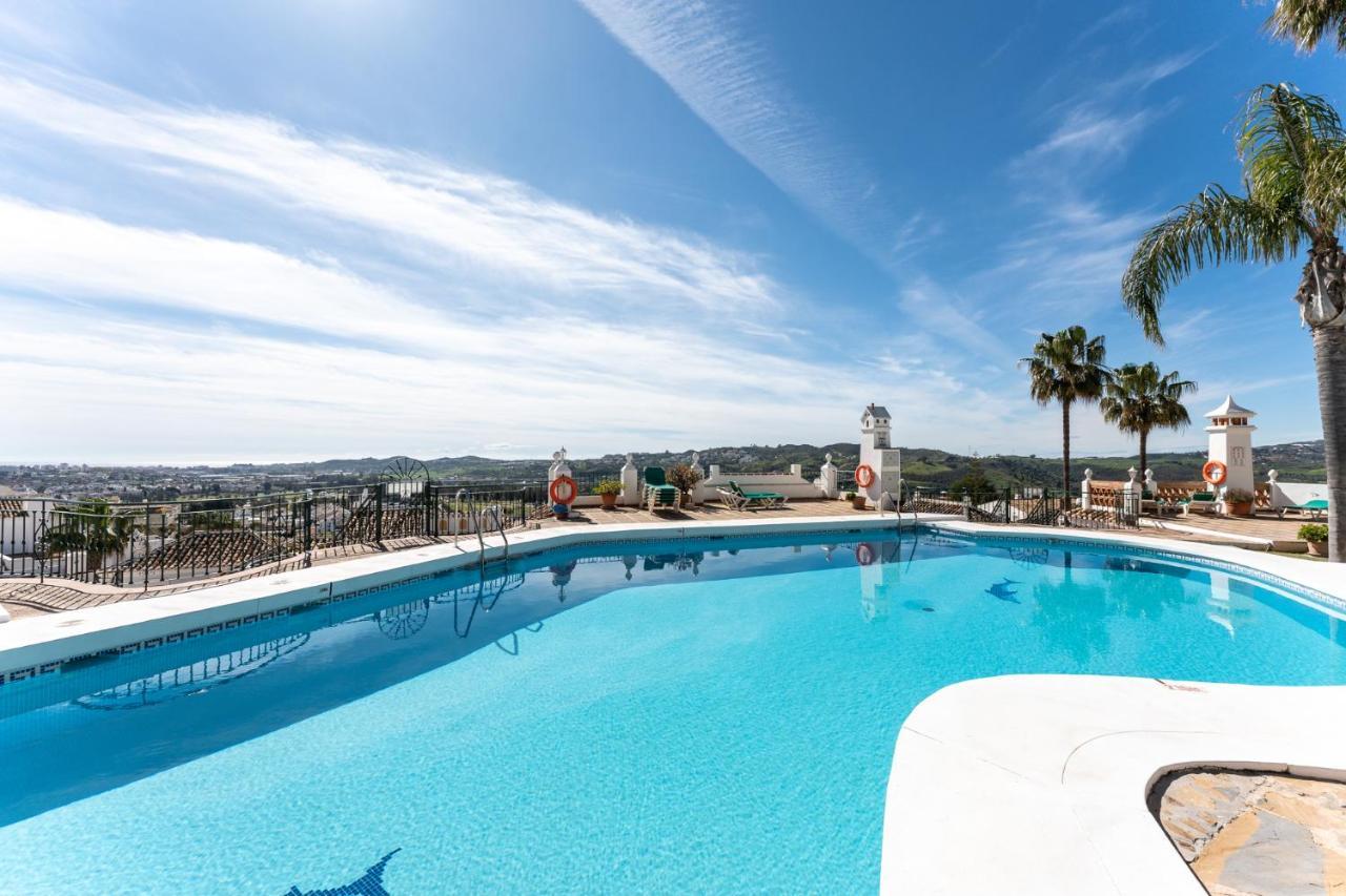 Malagasuite Mijas Golf Panoramic Views フエンヒロラ エクステリア 写真